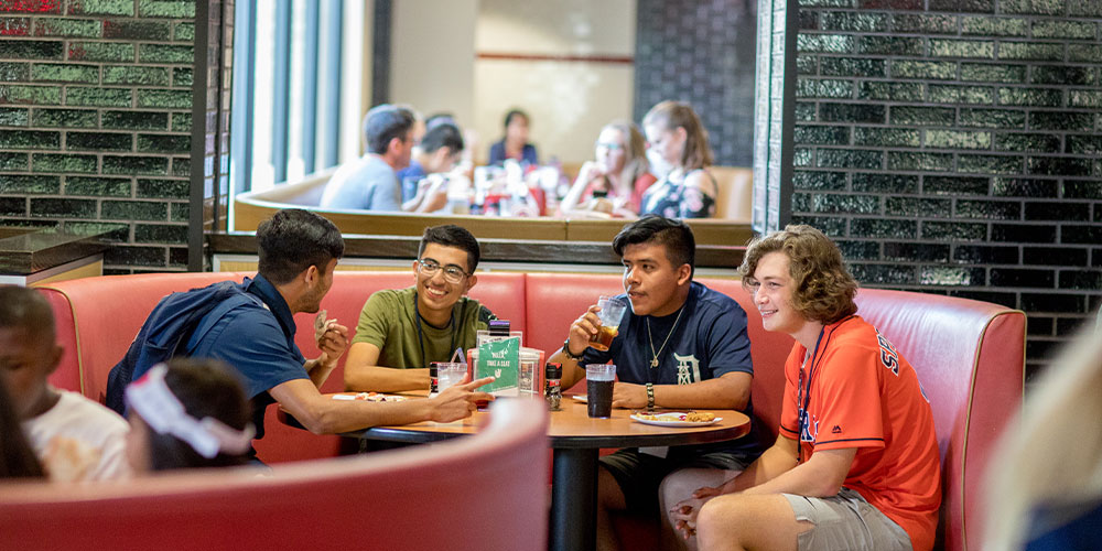 Students chatting and eating