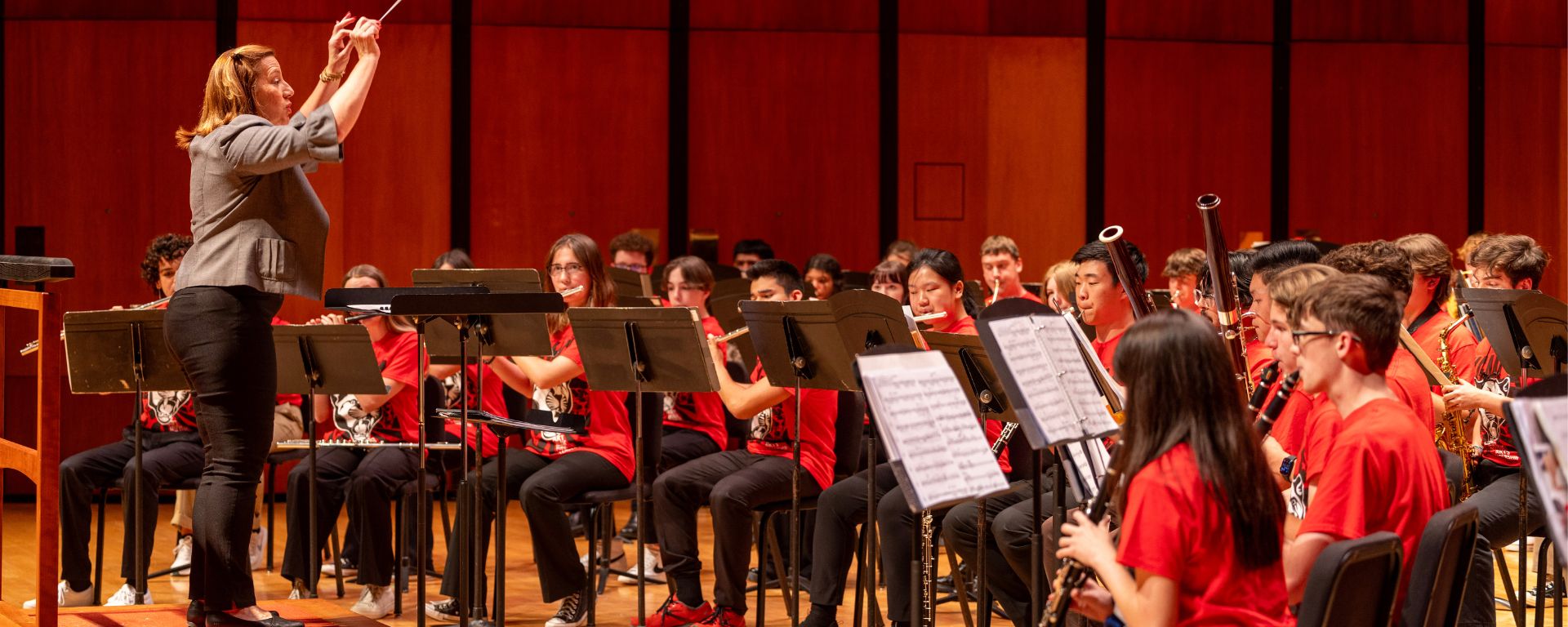 Dana Pradervand-Sedatole conducting the High School Honor Band Project